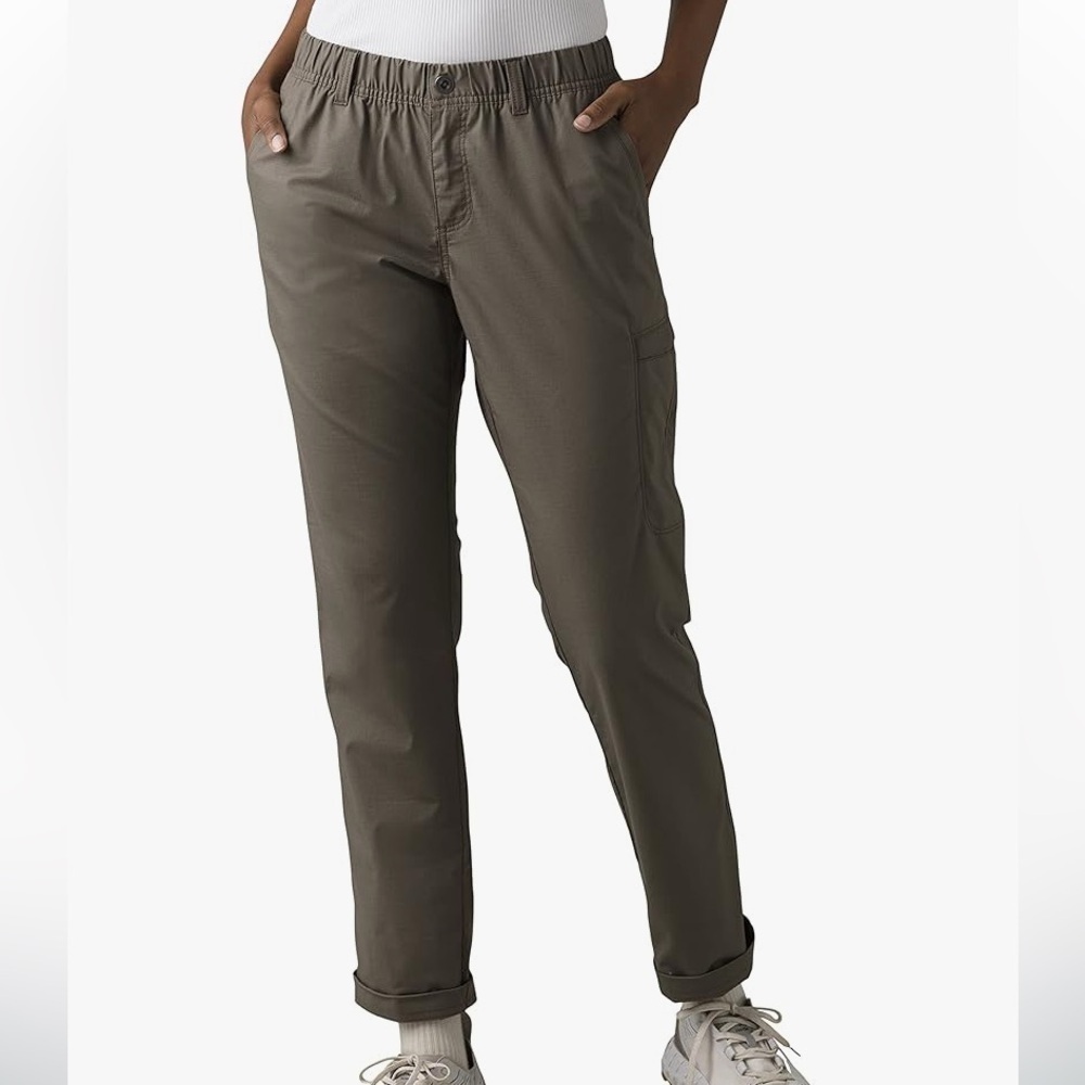 Prana Double Peak pant in mud (taupe brown) size 6. UPF 50+. New